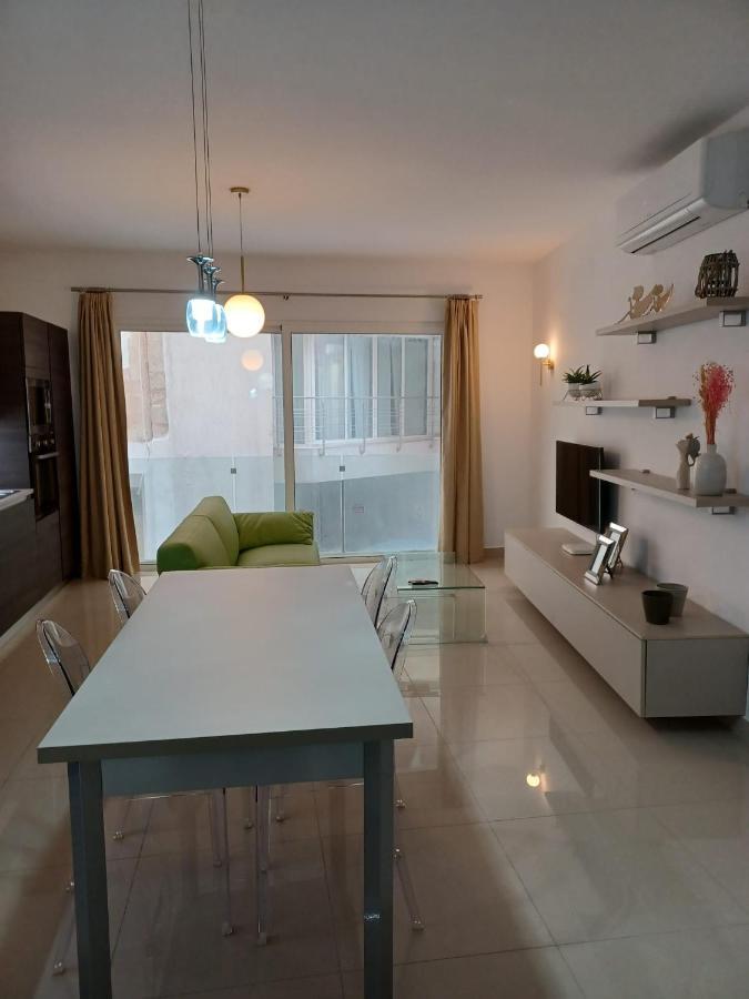 Sliema Apartment Close To Beach Exterior photo